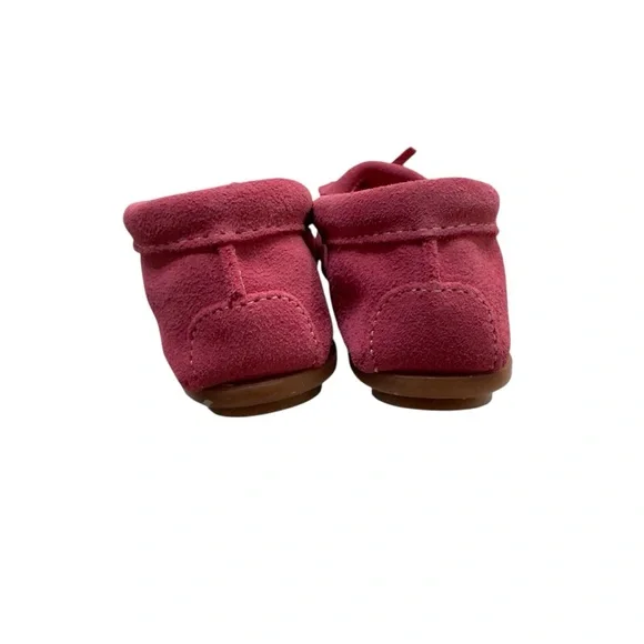 Minnetonka Pink Moccasins - Picture 5 of 8